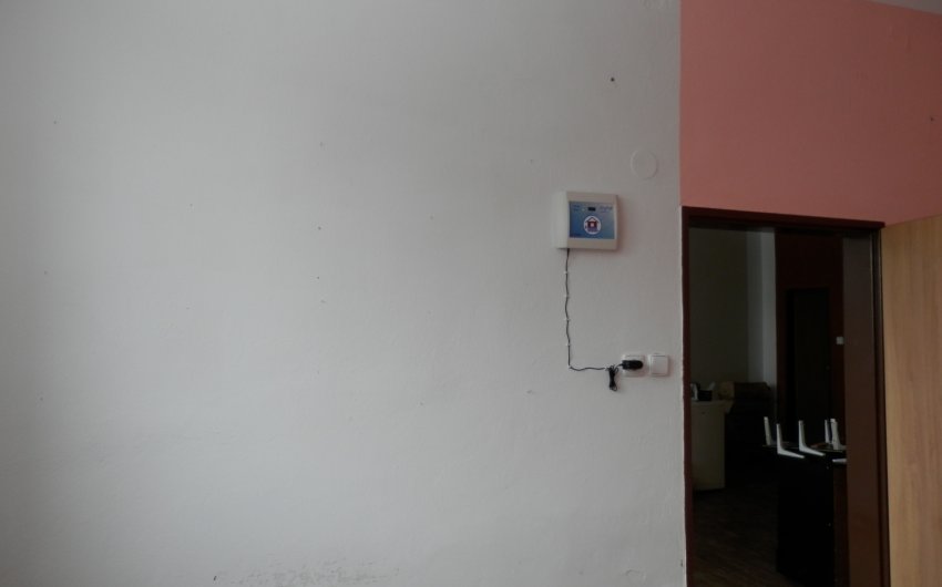 Drying of heavily damp walls by electroosmosis in a municipal apartment - #3