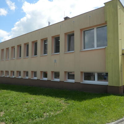Vysoušení zdiva elektroosmózou na obecním úřadě a přiléhající školce v Přibyslavících